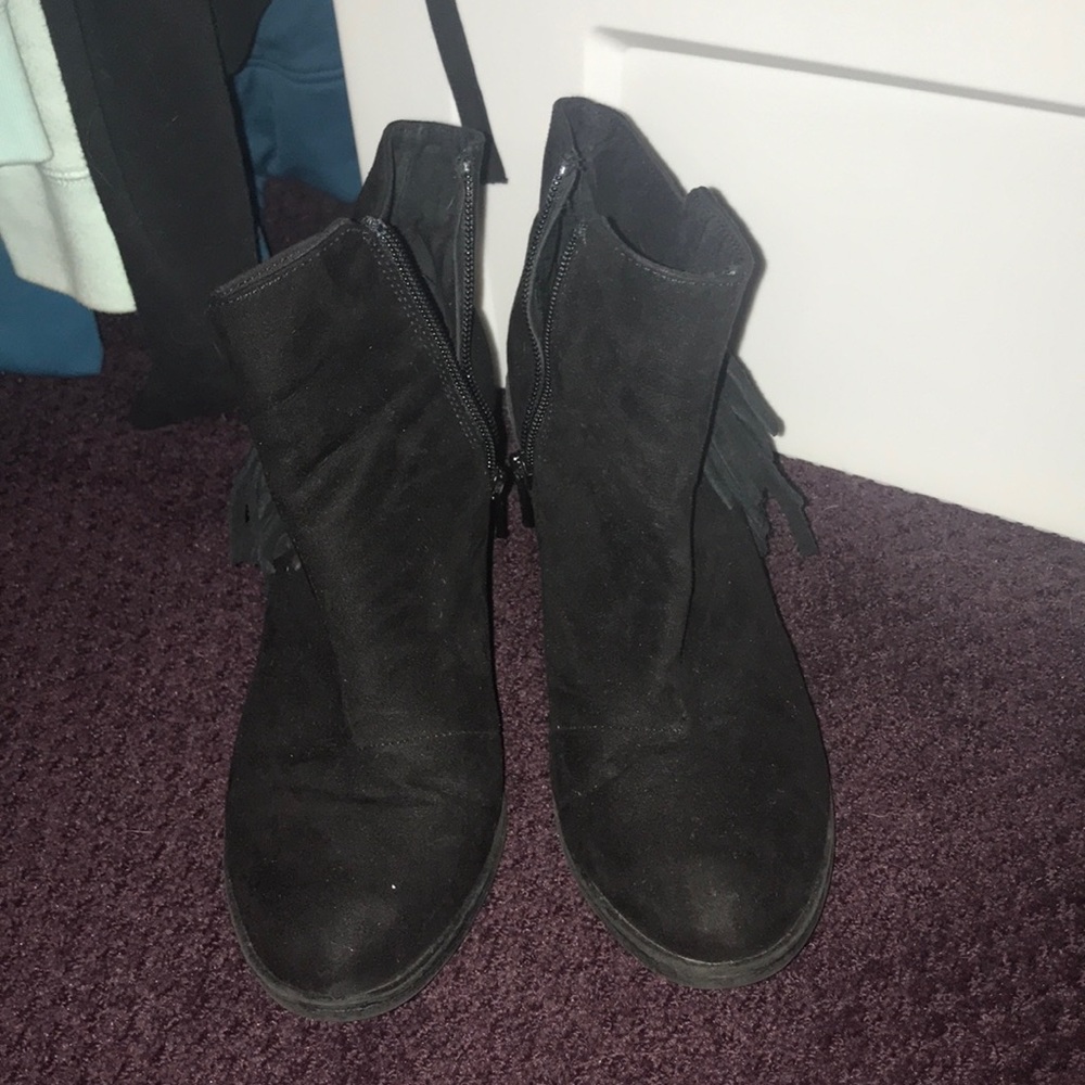 Divided Boots